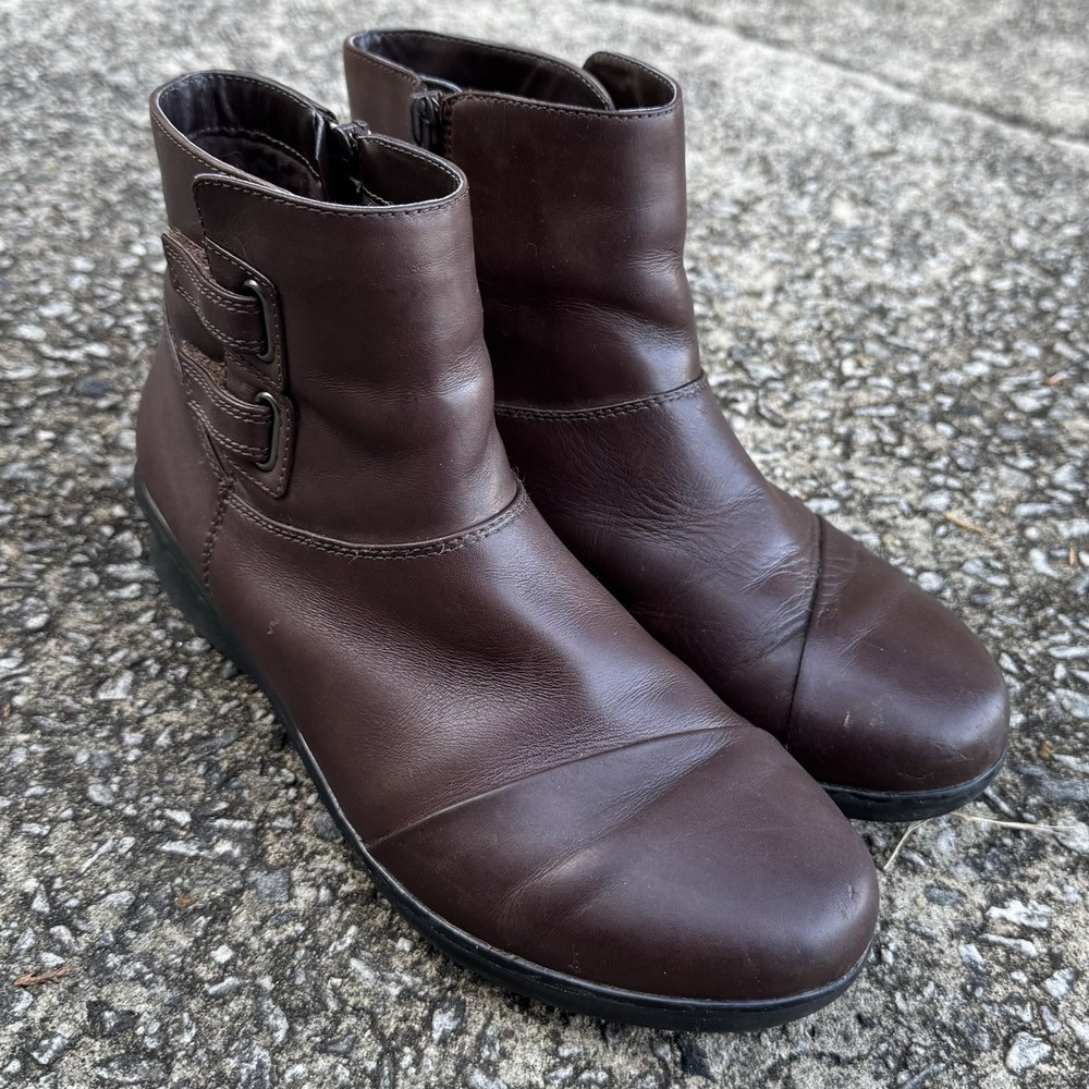 Clarks Collection Hope Cody Ankle Boot Women's 7.5 Brown Leather Comfort Shoe